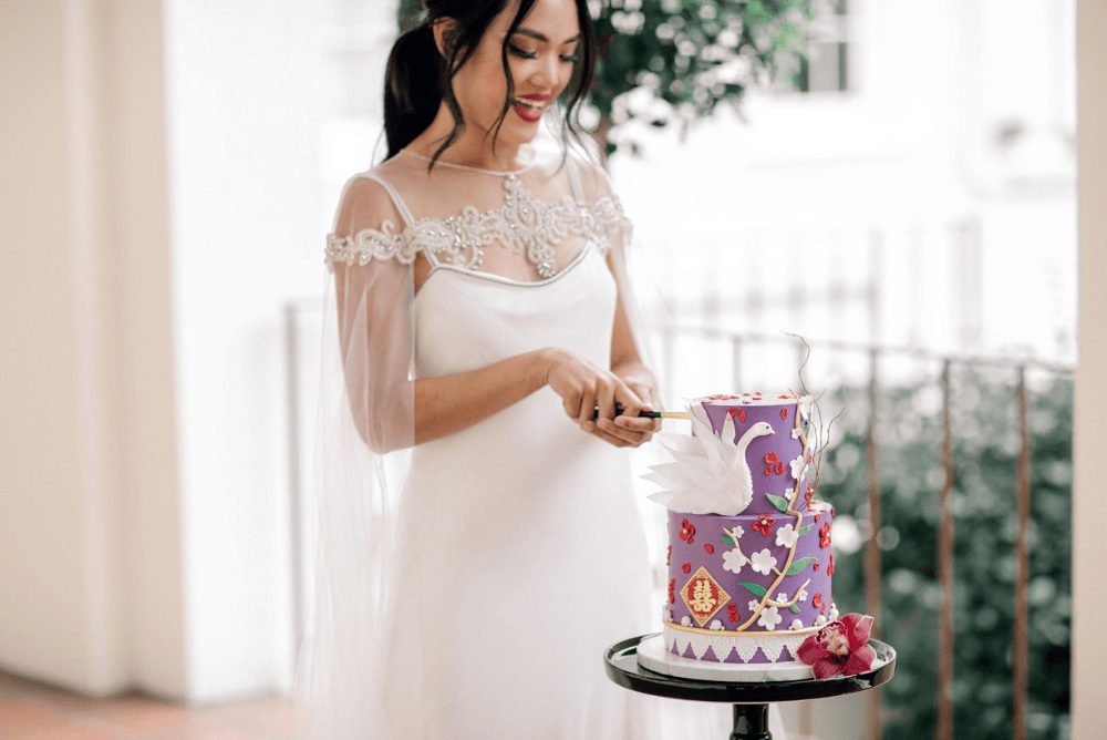 Modern-Chinese-Tea-Ceremony-Cake