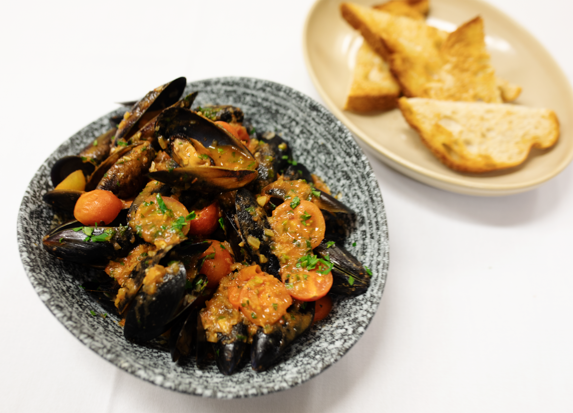 White Wine Garlic Mussels on HostCo's Buffet Menu